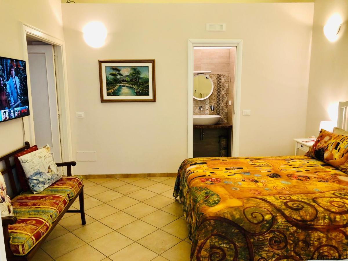 Allegoria Dell'Aurora Salerno Buitenkant foto